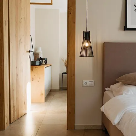 Collis Hill Hotel